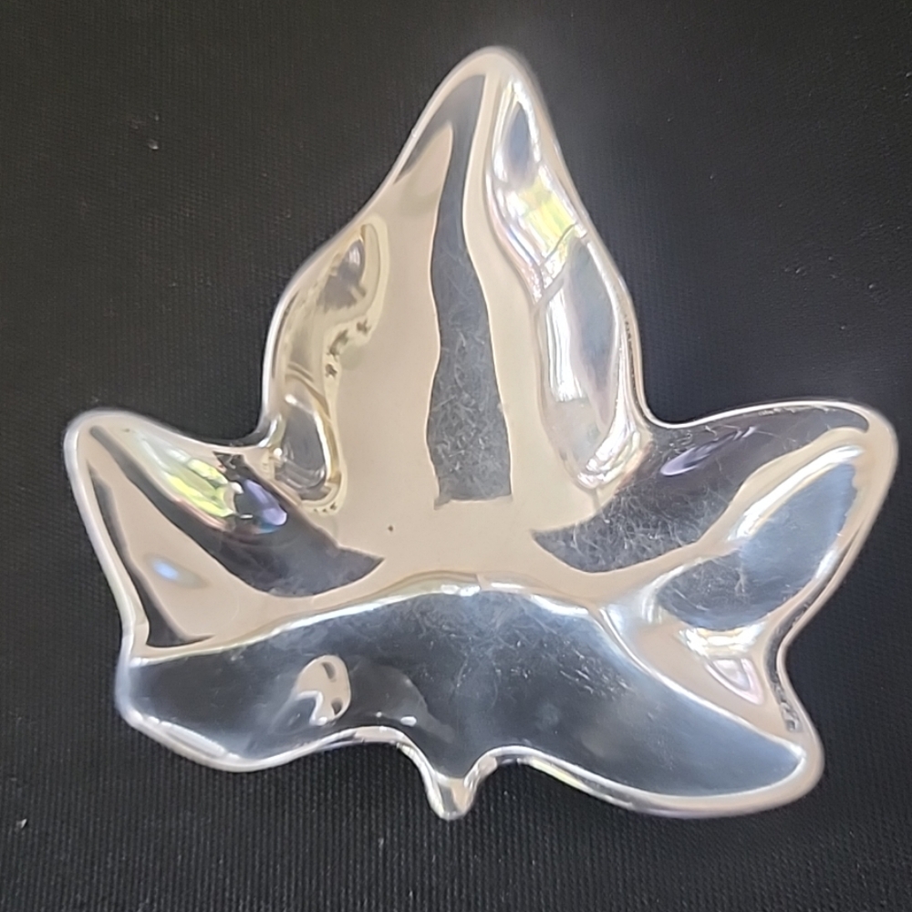 Hoselton Maple Leaf Aluminum Sculpture Signed Numbered Trinket Ring Dish Canada